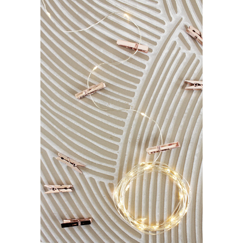 Crispas 36 - Bulb 156'' Battery Powered Novelty String Light