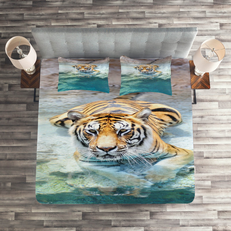 Eclectic Polyester Coverlet, King Bedspread + 2 Shams