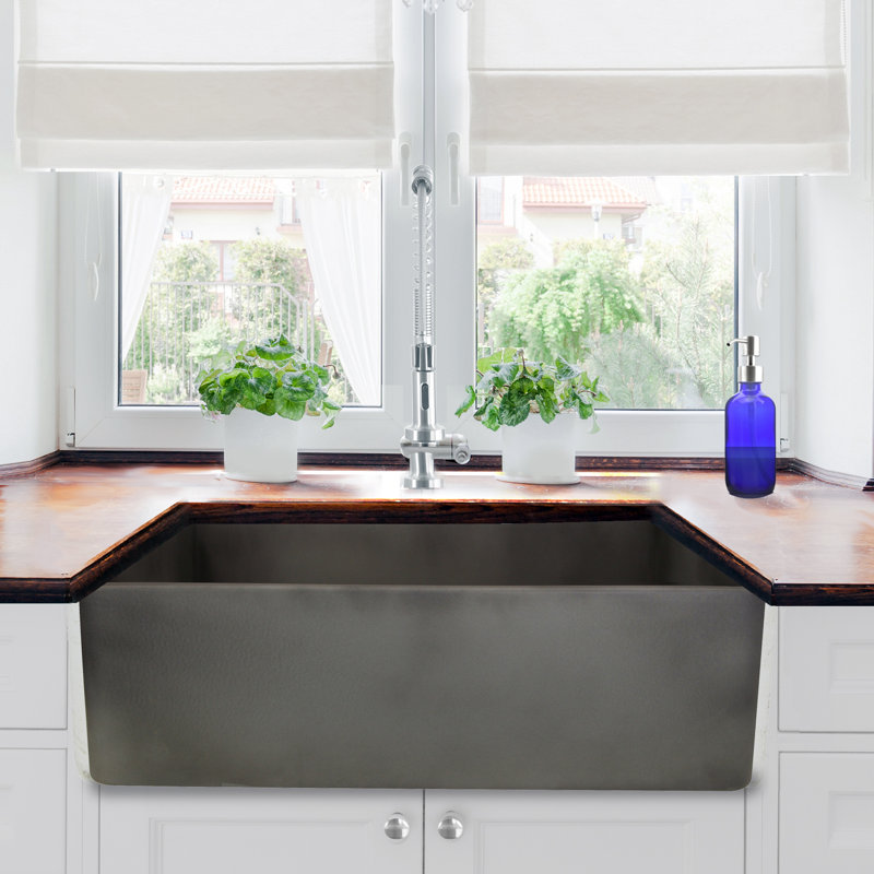 Vineyard 33'' L Single Basin Kitchen Sink