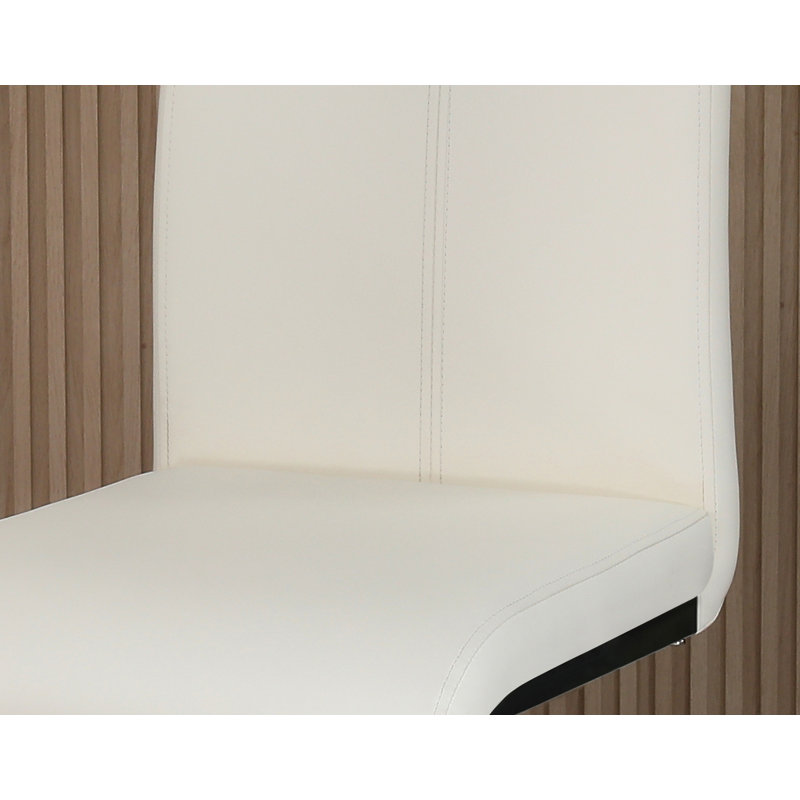Ashaway 4 - Person Dining Set, White