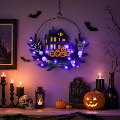 Couronne de citrouille d'Halloween de 15,7 pouces pour porte d'entrée avec lumières, 6 h allumées / 18 h éteintes | construction robuste en métal et en bois, conception sans fil à piles et crochet inclus pour une suspension facile.