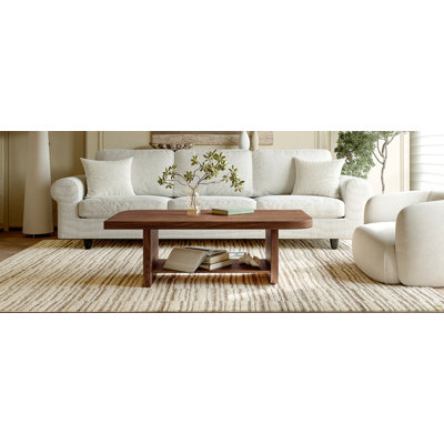 Table basse de 47,2 po en forme d'éventail avec tablette de rangement inférieure, finition grain de bois de noyer, table de salon moderne de style Mid-Century, mobilier d'appoint de style maison de campagne pour grands espaces, assemblage facile