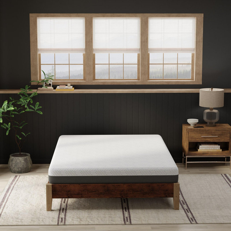 Matelas ferme 8 po Pur Chill avec tissu rafraîchissant à changement de phase, Très grand lit