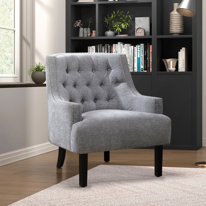 Chaise d'appoint à boutons en chenille grise pour meubles de salon élégants revêtus d'un dossier et d'une surface en bois massif
