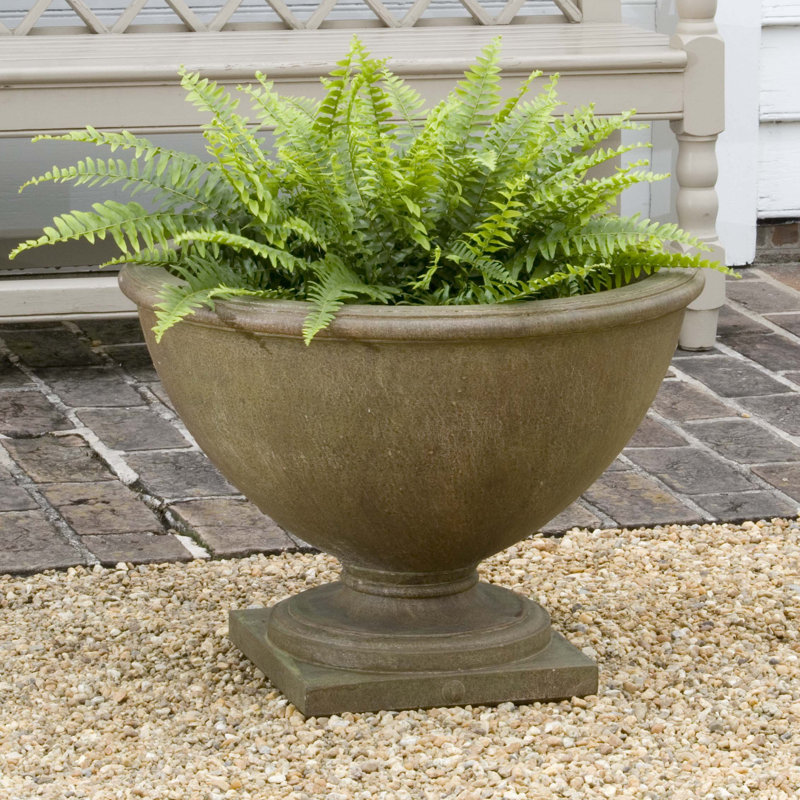 Williamsburg Planter, Aged Limestone