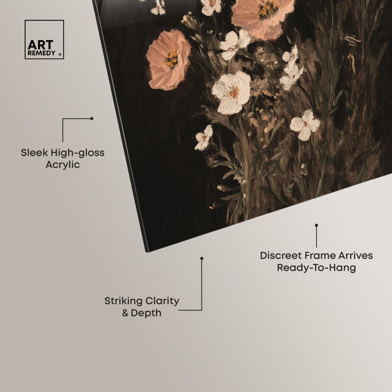 «Poppy and Moth I», décoration botanique en acrylique par Art Remedy, prête à être accrochée, H 15 po x l 10 po