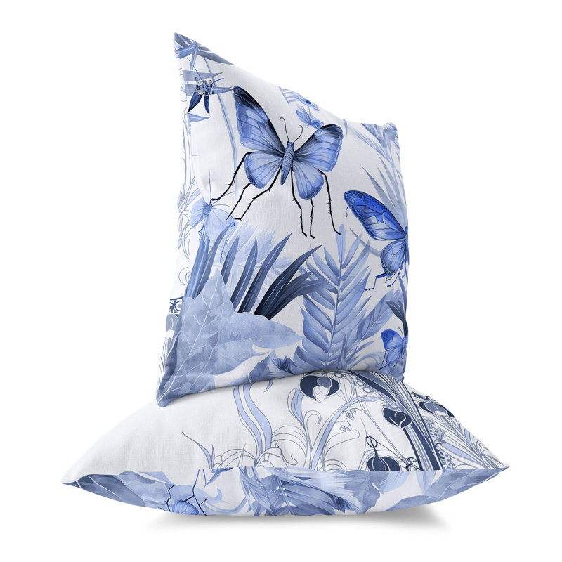 Coussin décoratif réversible intérieur / extérieur Butterfly Dreams, H 26 po x l 26 po, Bleu / blanc