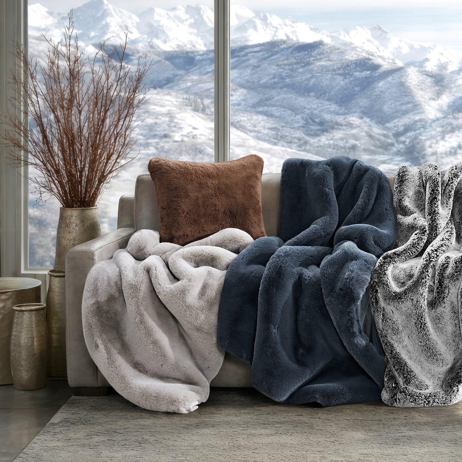 Chinchilla Faux Fur Throw Blanket, 60" L x 50" W, Silver Taupe Mink