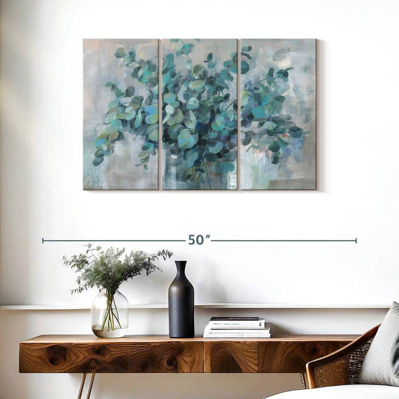Harnek Scented Eucalyptus, 24" H x 38" W