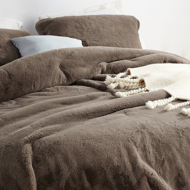 Chunky Bunny Brown Coma Inducer Faux Fur Oversized Comforter Set, King Comforter + 2 King Shams