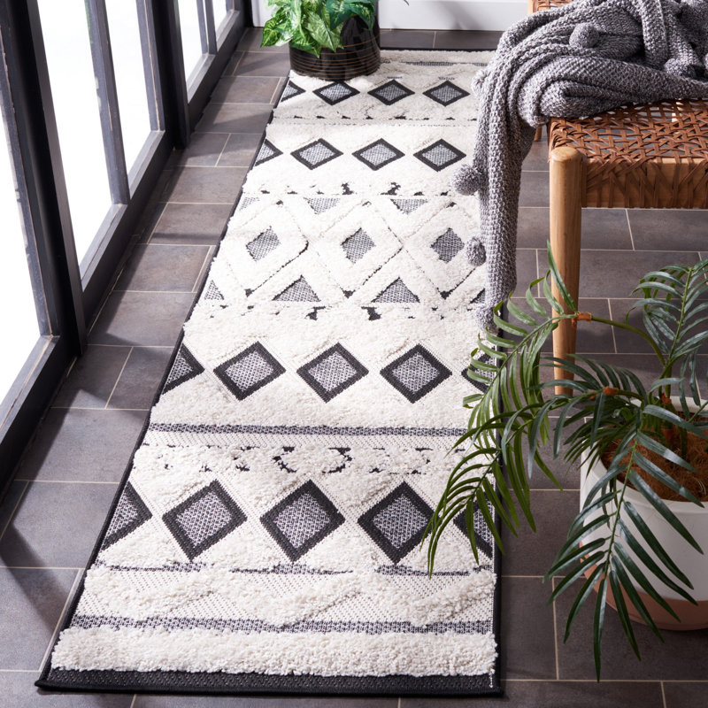 Amruth Performance Southwestern Indoor/Outdoor Area Rug, Runner 2' x 8'
