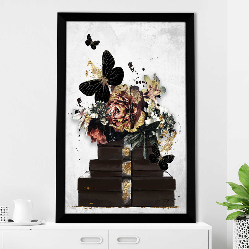 Antique Floral Gift Box (Vertical) par By Jodi - impression, Cadre noir, H 49,5 po x l 33,5 po x P 1 po