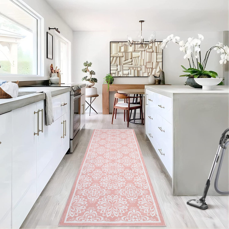 Desolina Washable Floral Indoor Rug, Runner 2' x 6'