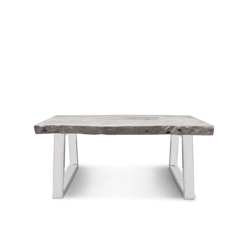 Table basse à tréteaux