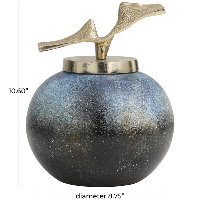 1 pte Pot de cuisine, H 10,6 po x l 8,75 po x P 8,75 po