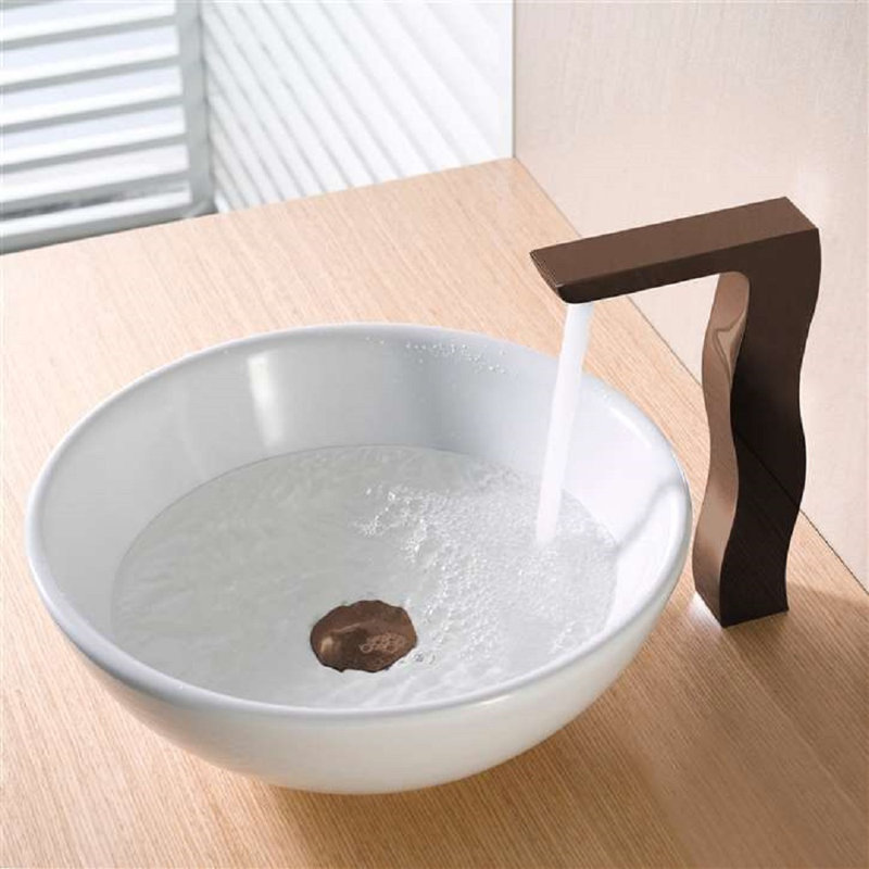 Combinaison de lavabo vasque à capteur de mouvement sans contact avec grand robinet finition bronze huilé