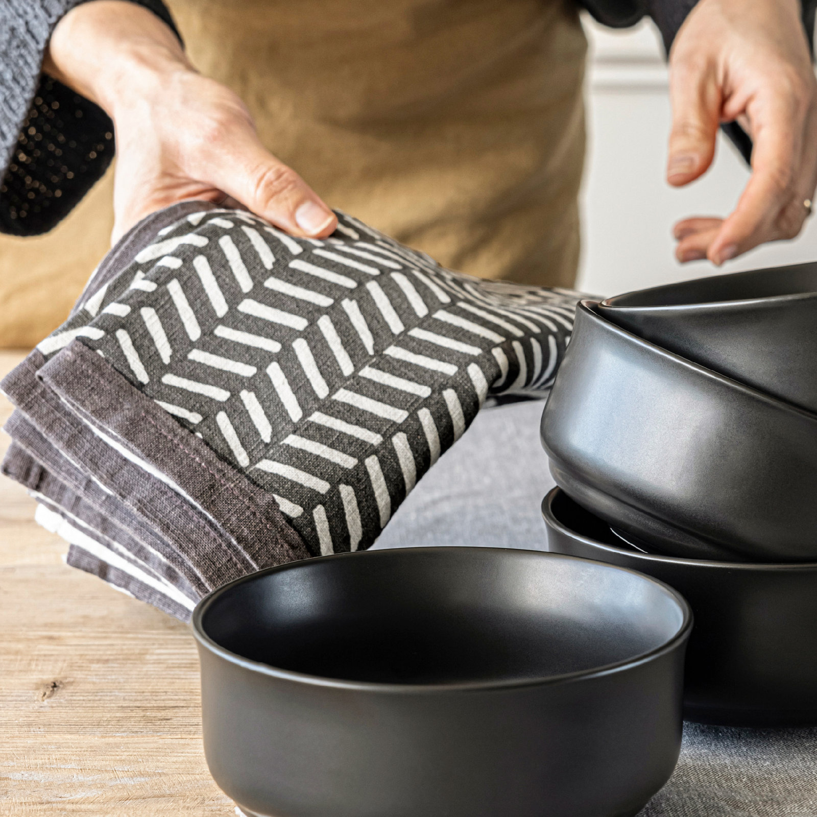 over&back Hand-Blocked Napkins, Set of 4, Gray Herringbone