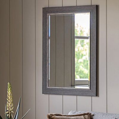 Shylo Mirror