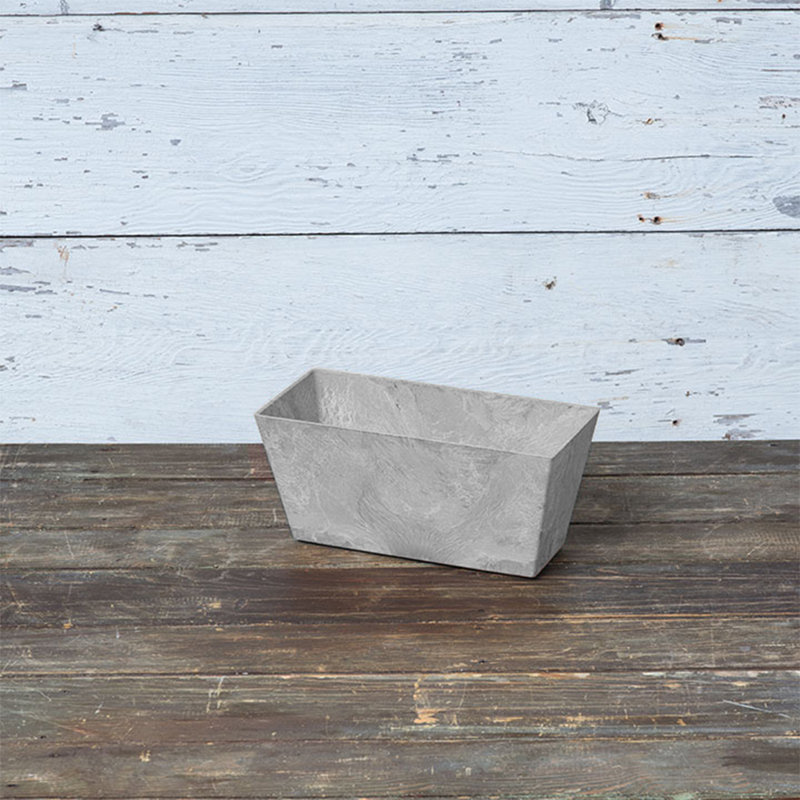 Boîte à fleurs en résine pour fenêtre à arrosage automatique Wendover, Gris, H 6,75 po x l 14,25 po x P 6,75 po