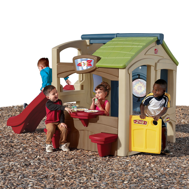 Step2 Neighborhood Fun Center Playhouse