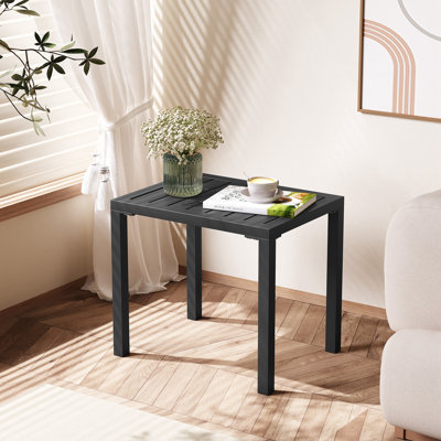 Table d'appoint en aluminium Bridgitte