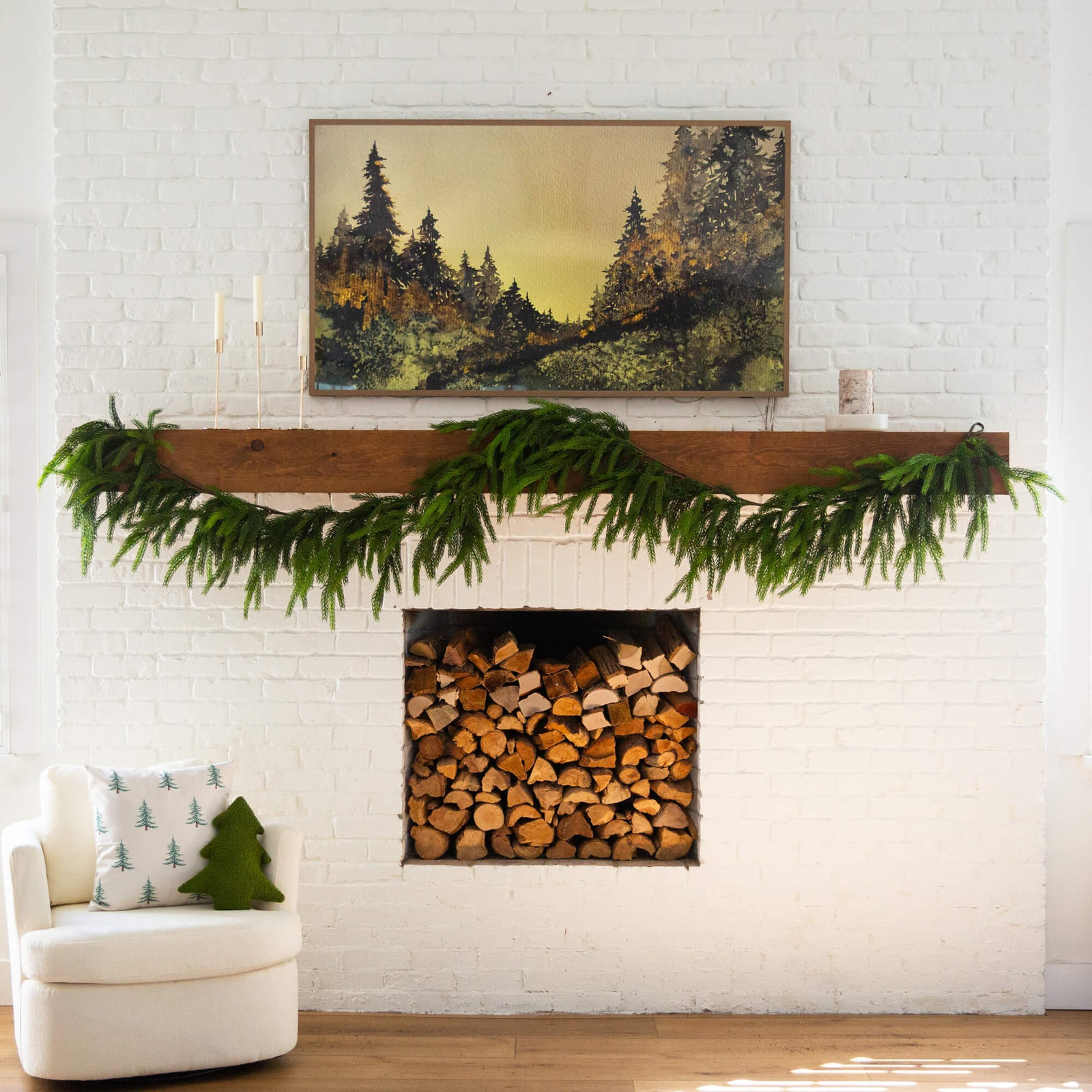 Norfolk Pine Christmas Garland, 15' L, Green