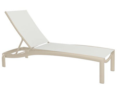 Kor Outdoor Chaise Lounge