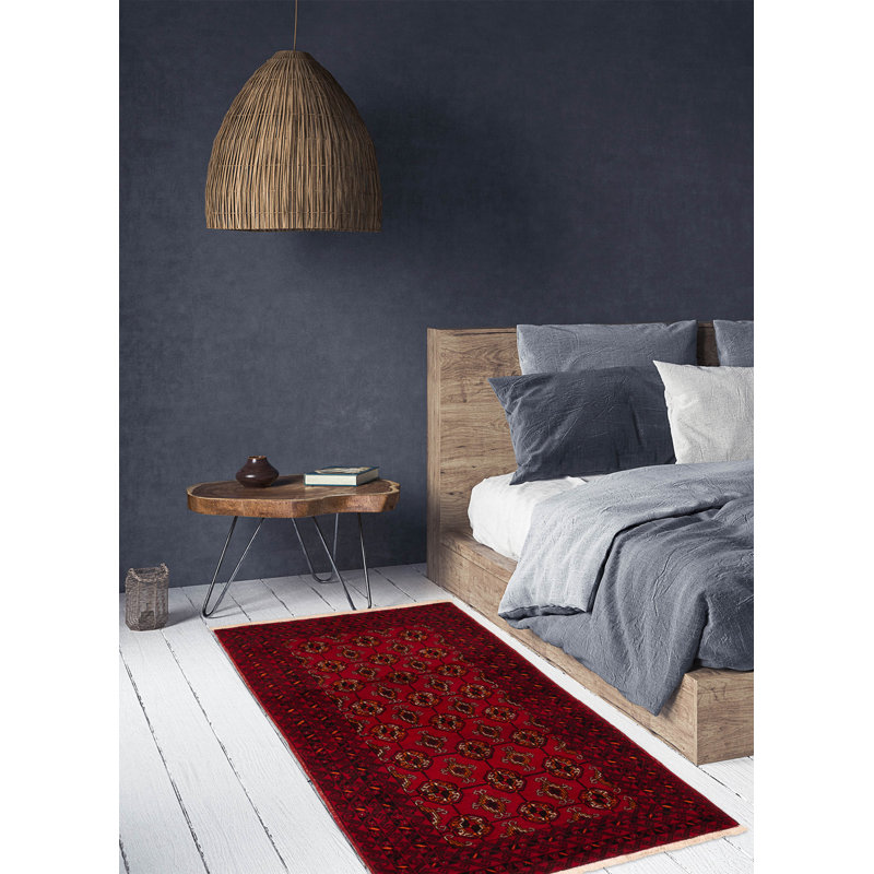 Tapis rouge Cena 3 pi 1 po x 5 pi 7 po