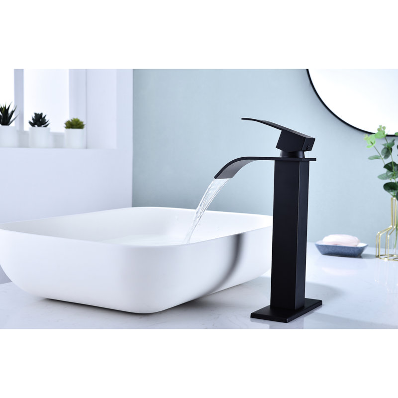 Robinet de salle de bain à cascade, couleur noir mat, poignée simple pour un contrôle pratique de l'eau, fabriqué avec une teinte de lavabo en acier inoxydable, durabilité