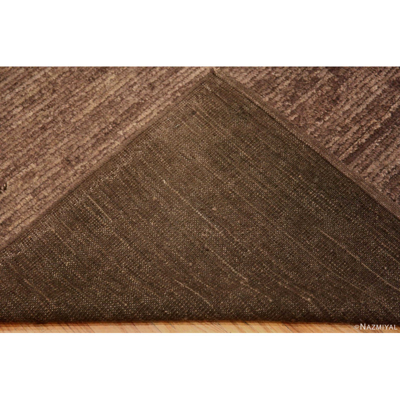 Tapis asiatique contemporain central One-of-a-Kind