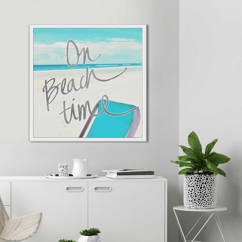 «On Beach Time», reproduction de photo, H 31,5 po x l 31,5 po x P 2 po, Cadre flottant blanc