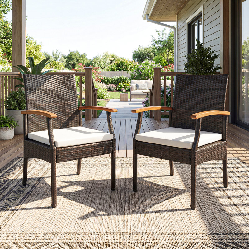 Chaise de patio avec coussin Aracia