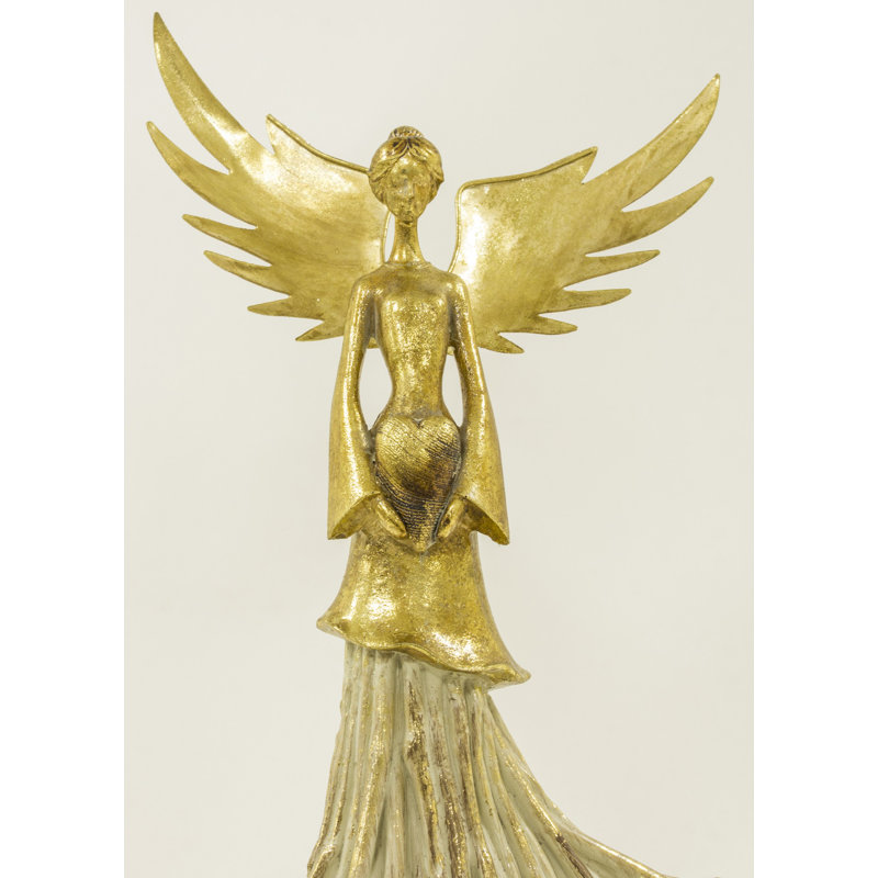 Figurines & Sculptures