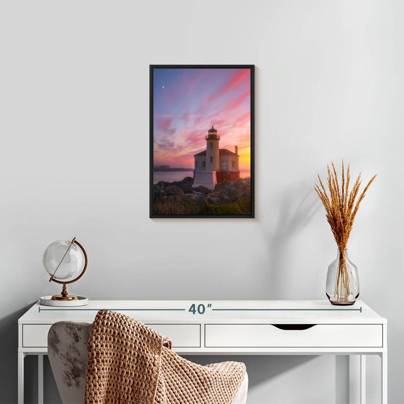 Phare de la lune, 13 po x 19 po, Cadre flottant noir
