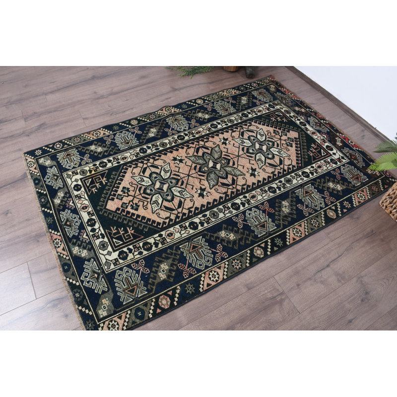 Tapis en laine beige élégant Elegant, 47,2 x 71,3 po