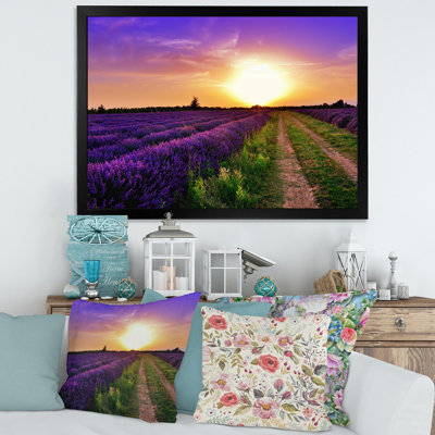«Lavender Field At Dawn II», reproduction sur toile encadrée