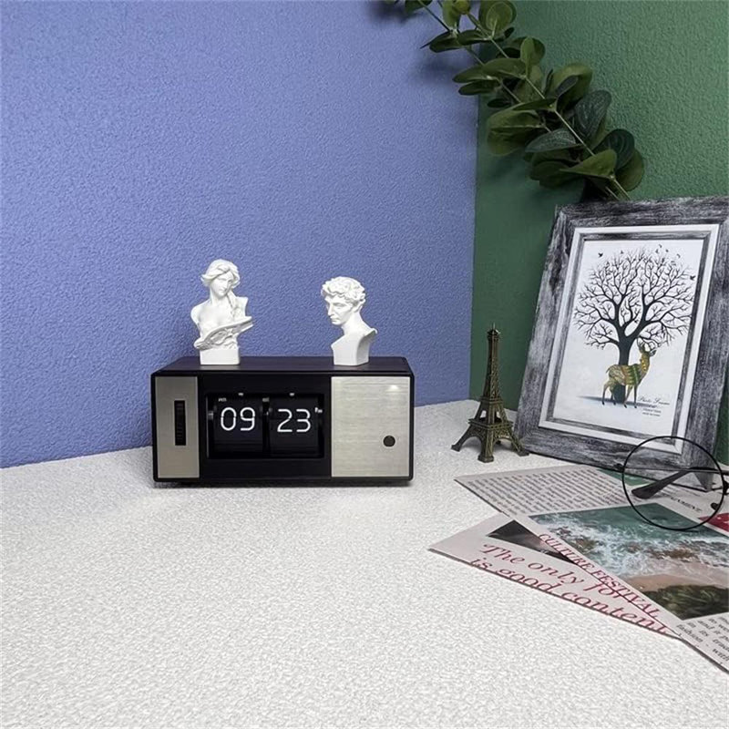 Retro Digital Flip Clock