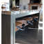 Îlot de cuisine, bar, tabouret de bar et patio