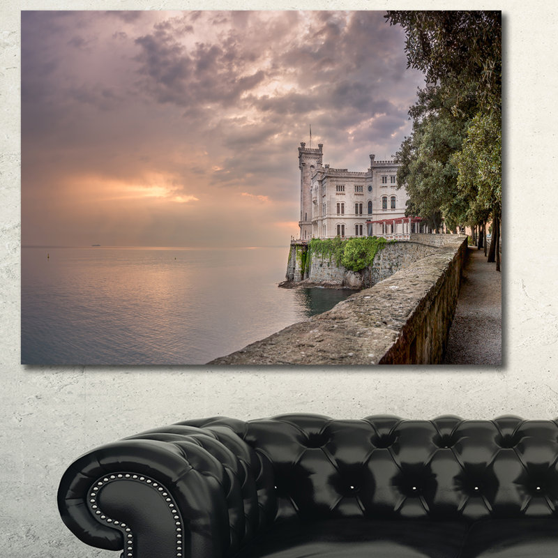 «Miramare Castle at Sunset», reproduction de photo sur toile tendue, H 30 po x l 40 po x p 1 po