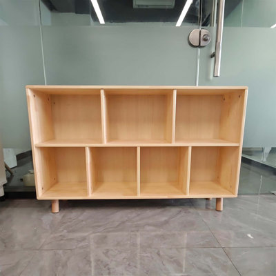 Bibliothèque en bois à 2 niveaux avec 7 compartiments de rangement, étagères ouvertes, idéale pour le bureau à domicile et le salon, optimisant l'espace.