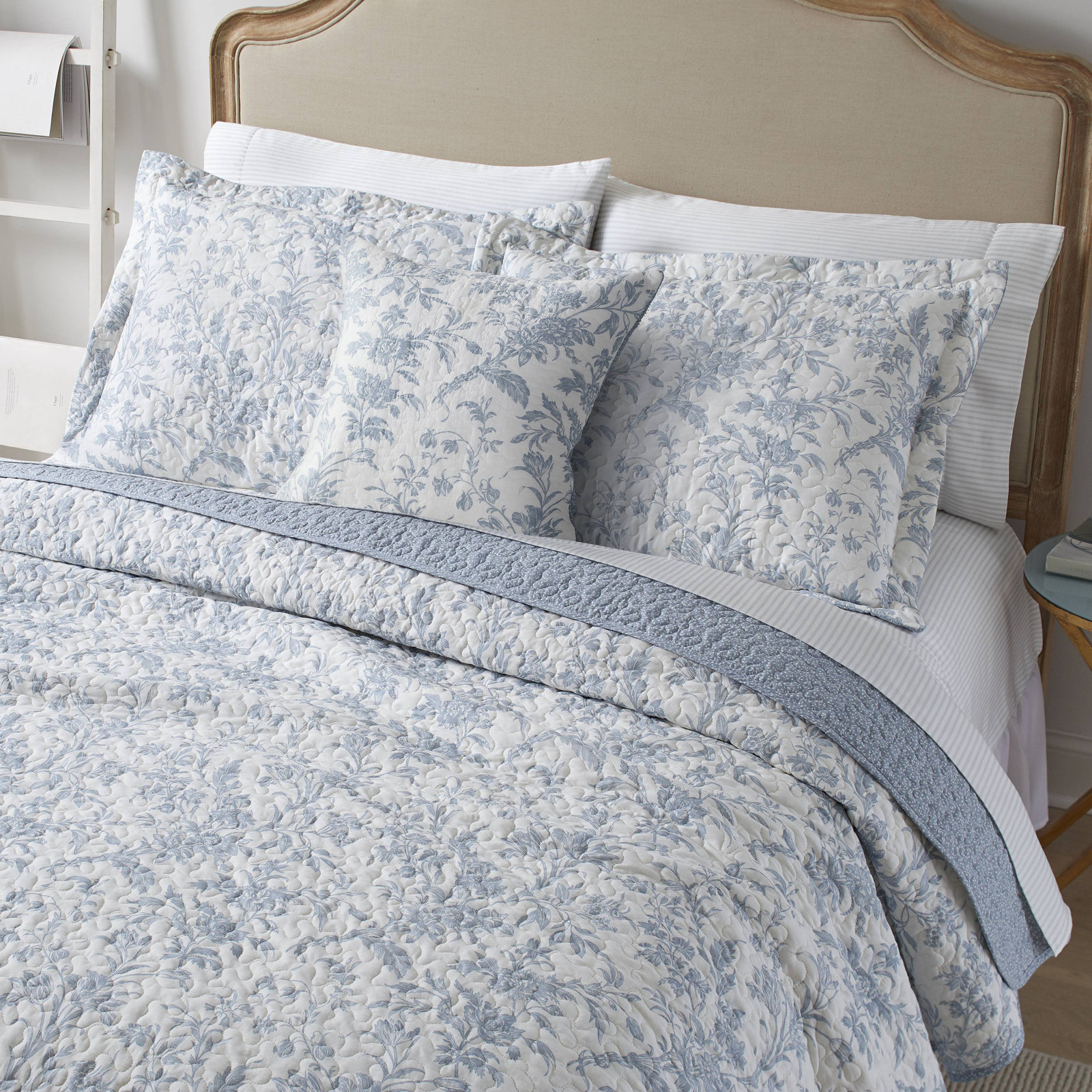 Laura Ashley Amberley Cotton Quilt Bonus Set, Twin Quilt + 1 Standard Sham + 1 Pillow Cover