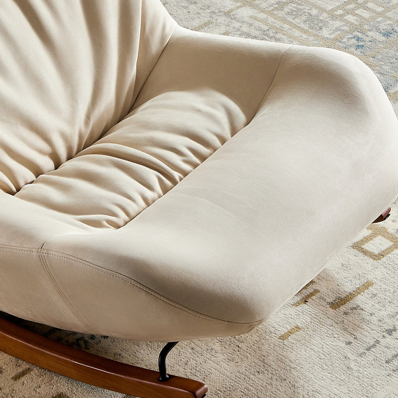 Chaise berçante moderne et simple