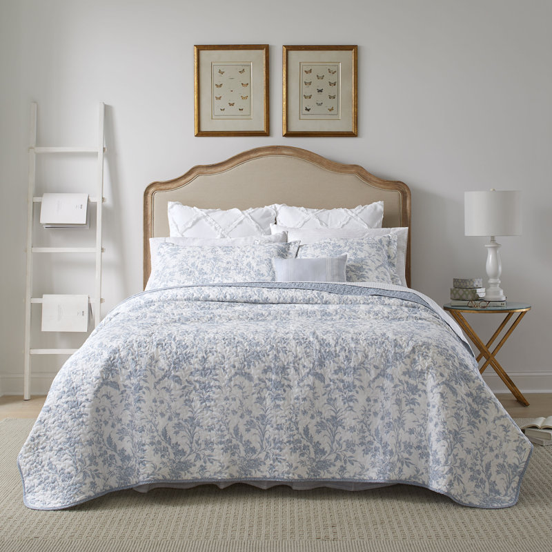 Laura Ashley Amberley Reversible Cotton Quilt Set, Full/Queen Quilt + 2 Shams, Blue