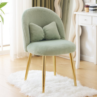 21.26'' W Make-Up Chair