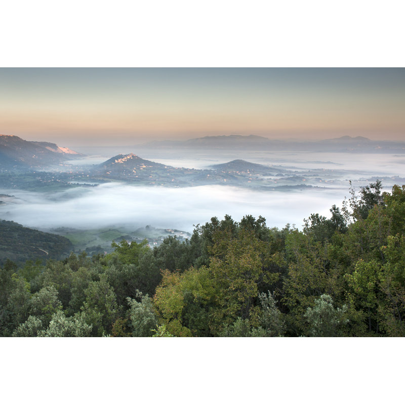 Mountain Forest at Dusk - Photographie sur toile tendue, H 8 po x l 12 po