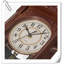 Pendule rétro d'aspect bois-475624316