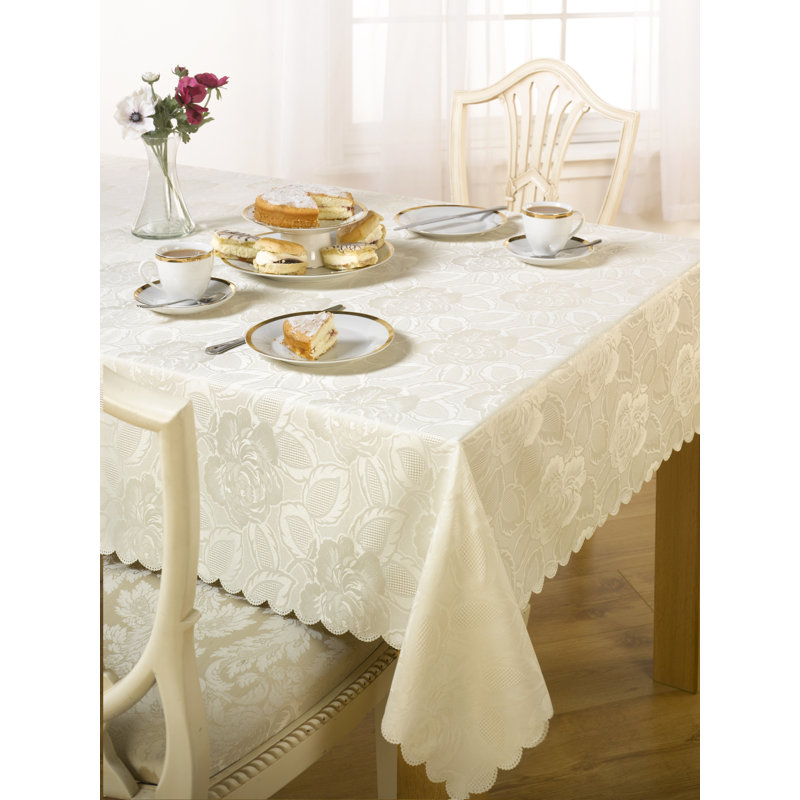 Fareham Tablecloth, Cream