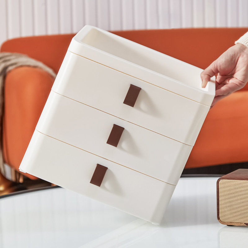 Plastic / Acrylic Makeup Organizer
