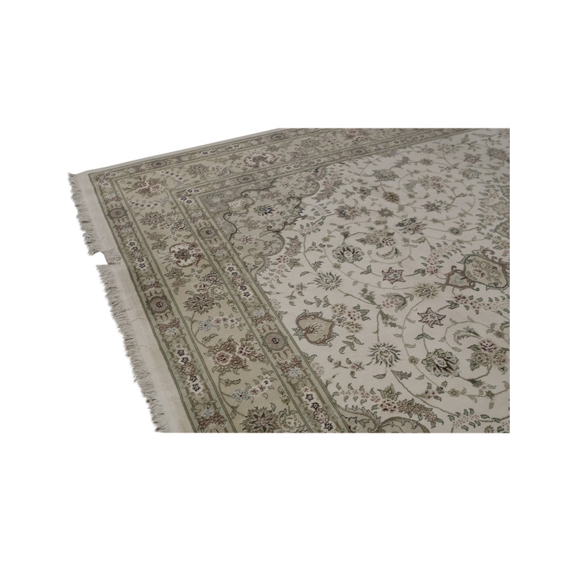Wool Oriental Area Rug in Ivory