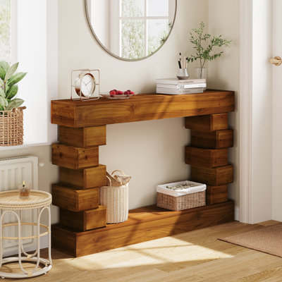 Console géométrique empilable en bois avec finition naturelle chaleureuse